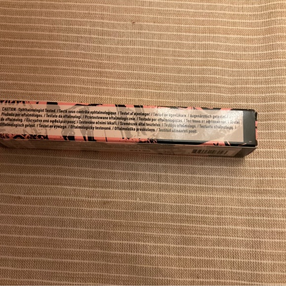 PAT MCGRATH LABS DARK STAR MASCARA VOLUMIZING PANORAMIC - Picture 3 of 3